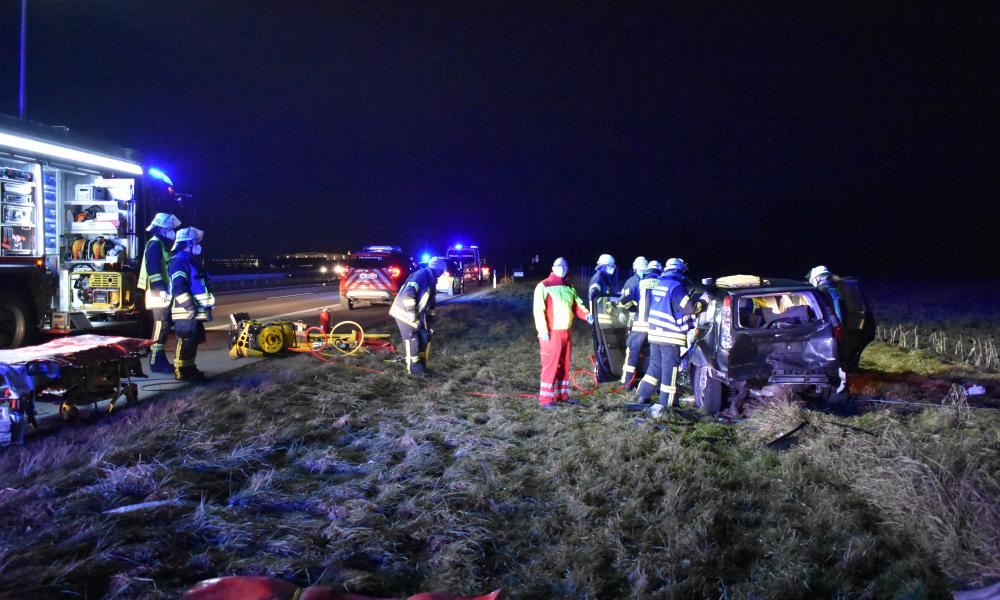 Technische Rettung nach Verkehrsunfall